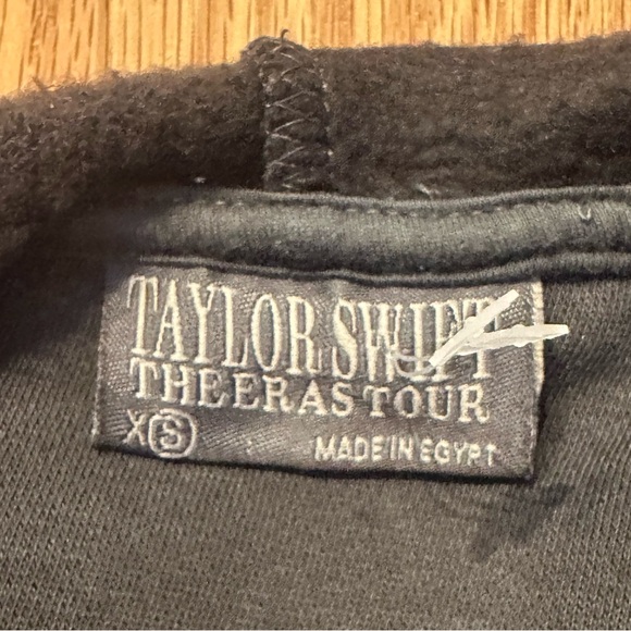 Taylor Swift Eras Tour Black Hoodie Size XS - Picture 4 of 4